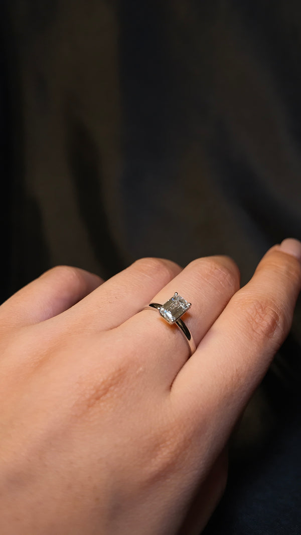 1ct エメラルドカットラボリング